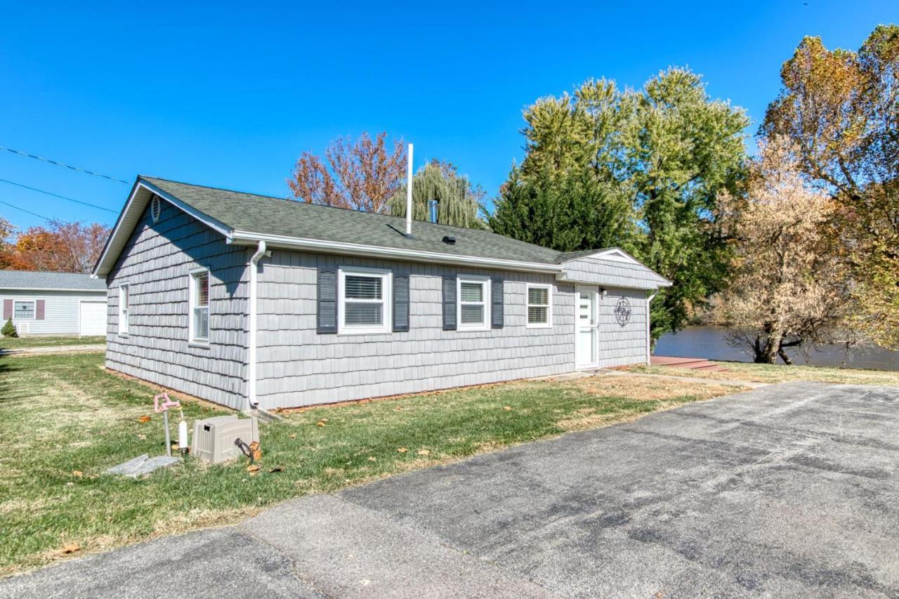 House On The New River, 3Br, 20 Minutes From Vt Radford Exterior foto