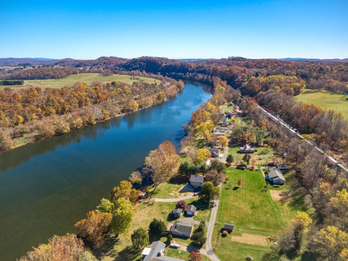 House On The New River, 3Br, 20 Minutes From Vt Radford Exterior foto