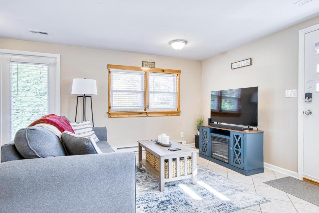 House On The New River, 3Br, 20 Minutes From Vt Radford Exterior foto