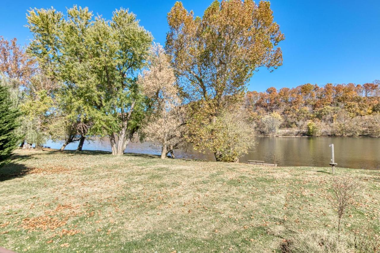 House On The New River, 3Br, 20 Minutes From Vt Radford Exterior foto